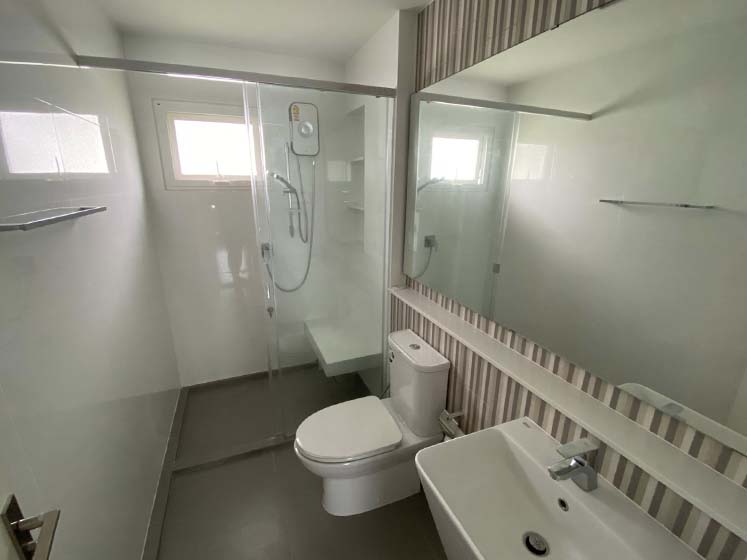 House with Shared Pool in Bangnatrad 